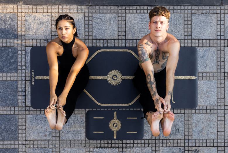 Liforme Yoga Pad Black/Gold Collection 6XP8P86